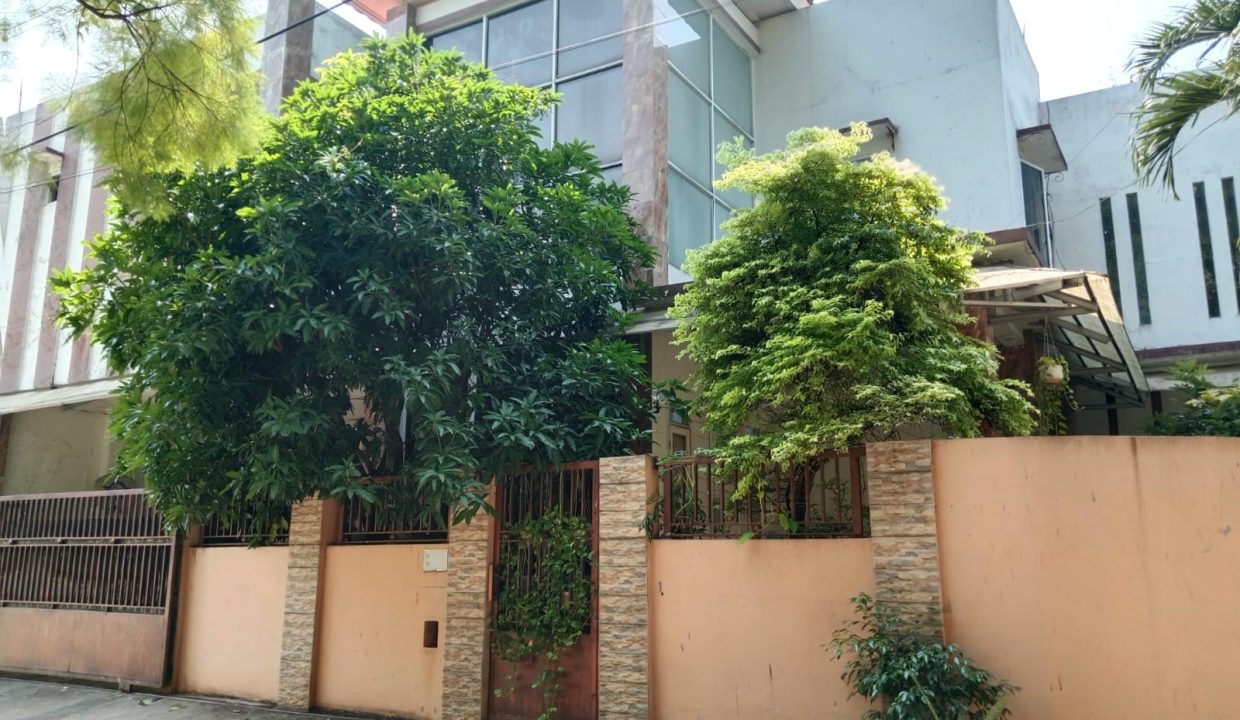 DIJUAL RUMAH PEKAYON BEKASI SELATAN (0,1)