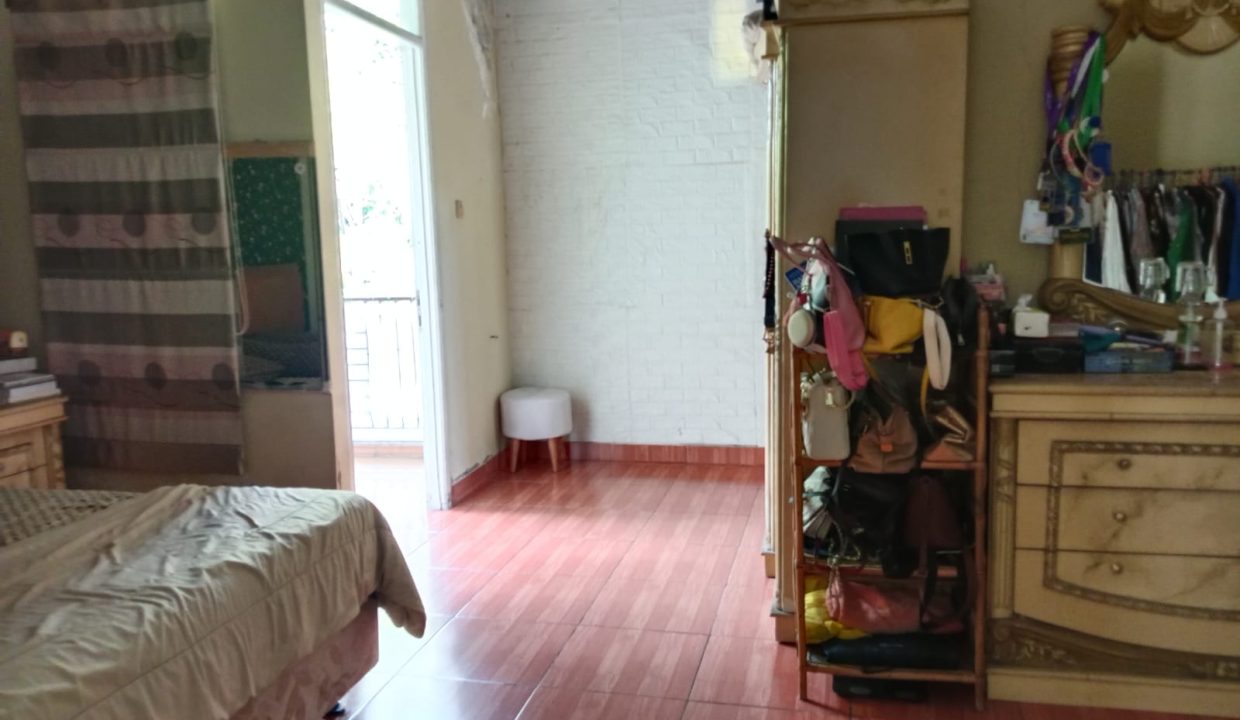 DIJUAL RUMAH PEKAYON BEKASI SELATAN (12)