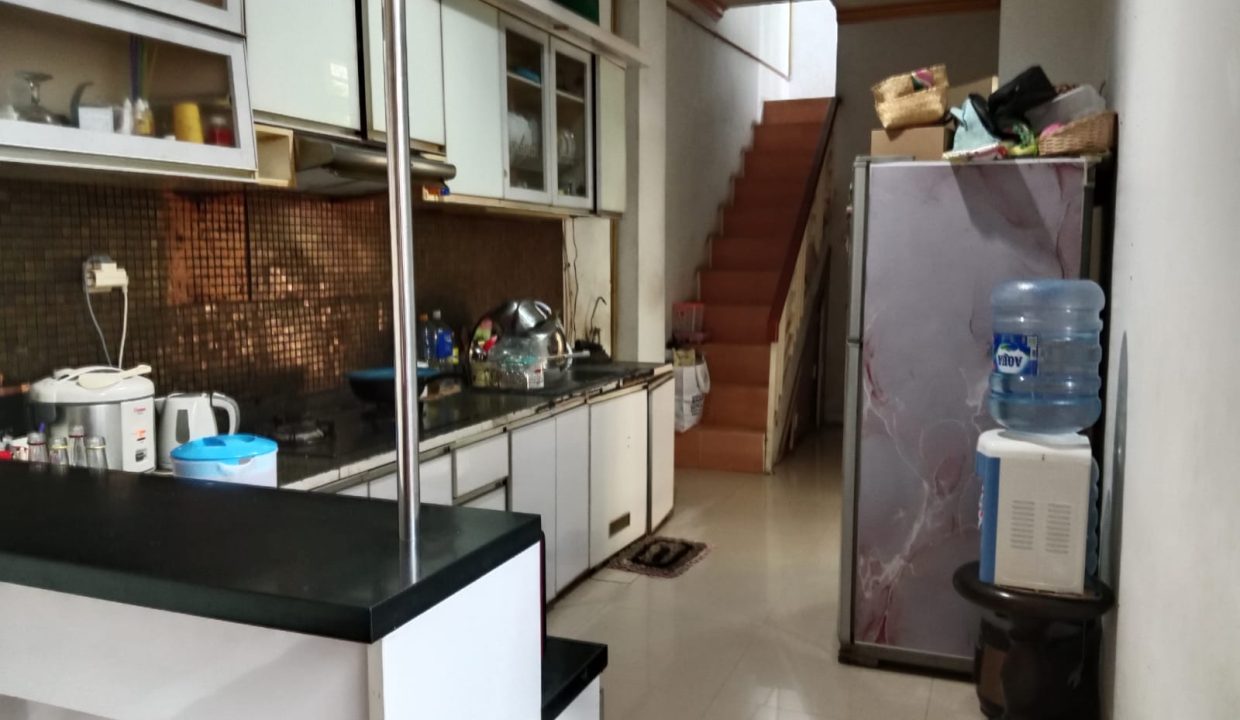 DIJUAL RUMAH PEKAYON BEKASI SELATAN (14)