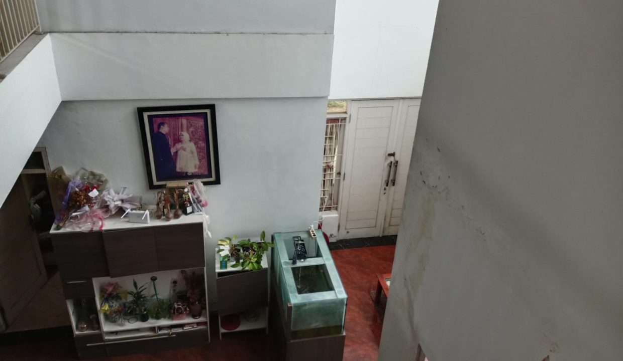 DIJUAL RUMAH PEKAYON BEKASI SELATAN (7)