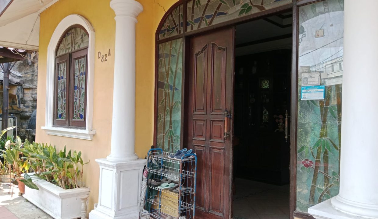 DIJUAL RUMAH PEKAYON JAYA BEKASI (1,23)