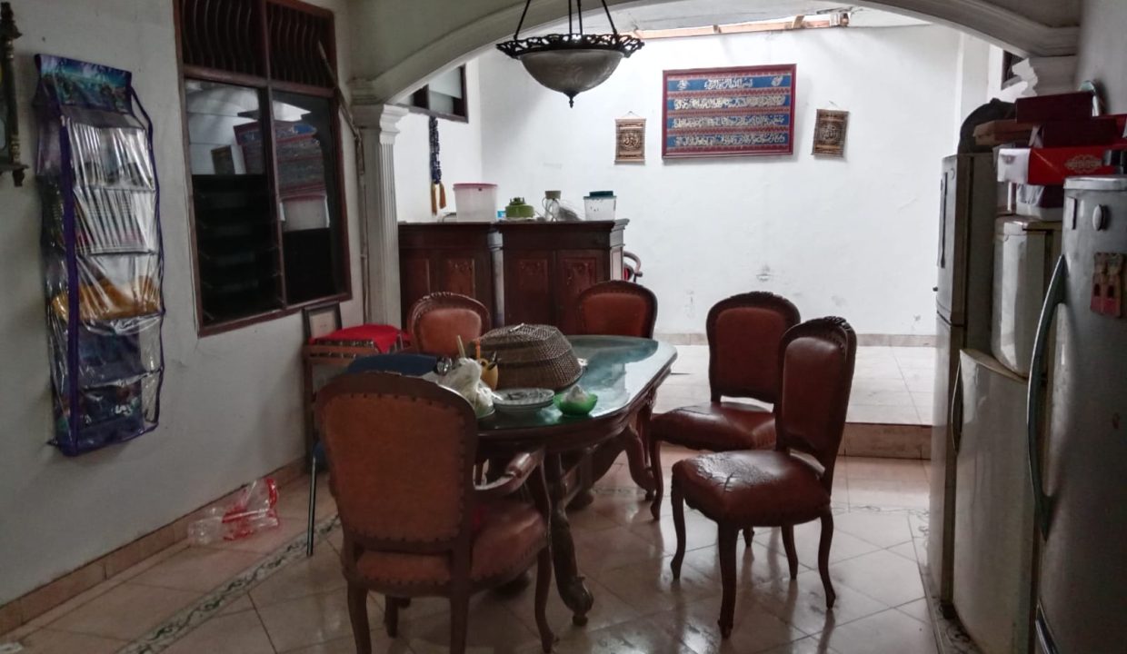 DIJUAL RUMAH PEKAYON JAYA BEKASI (4)