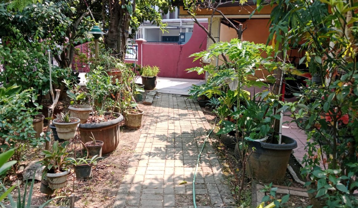 DIJUAL RUMAH PEKAYON JAYA BEKASI (5)