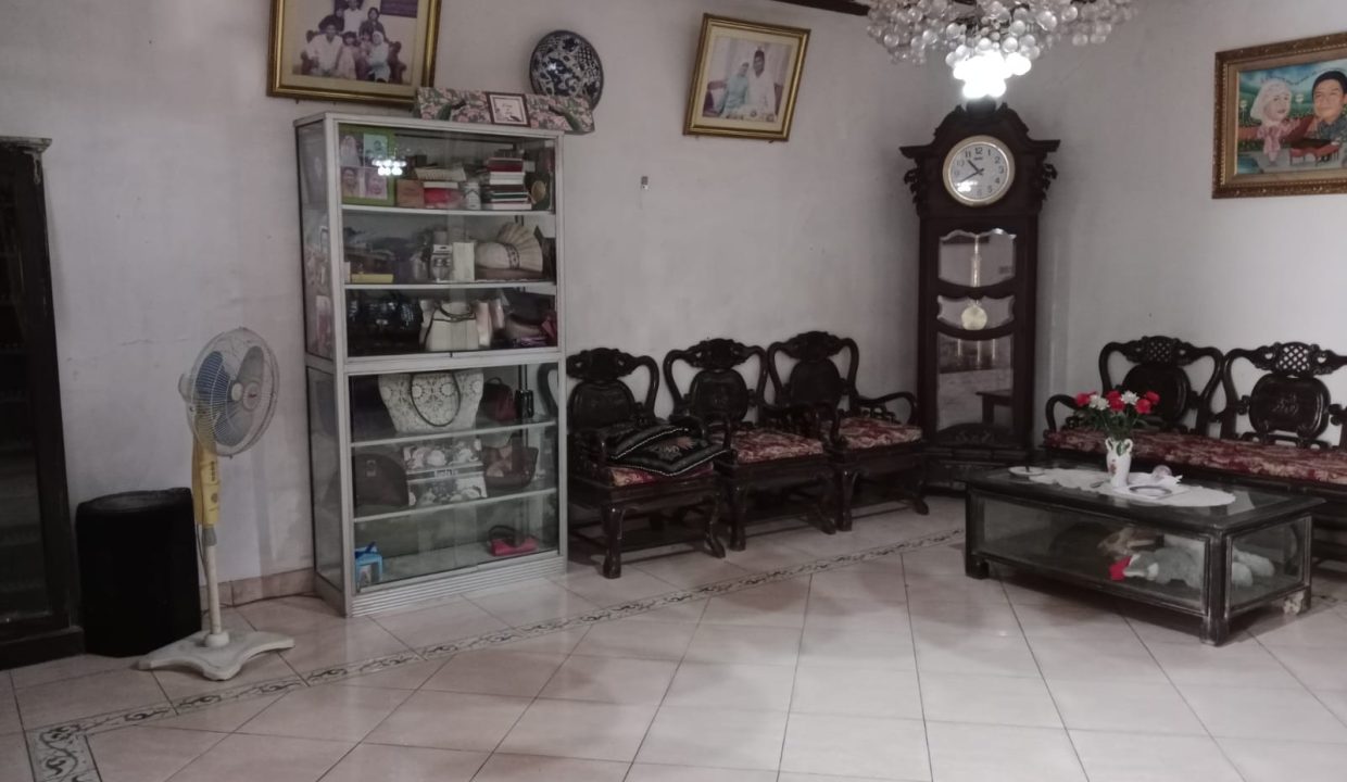 DIJUAL RUMAH PEKAYON JAYA BEKASI (8)