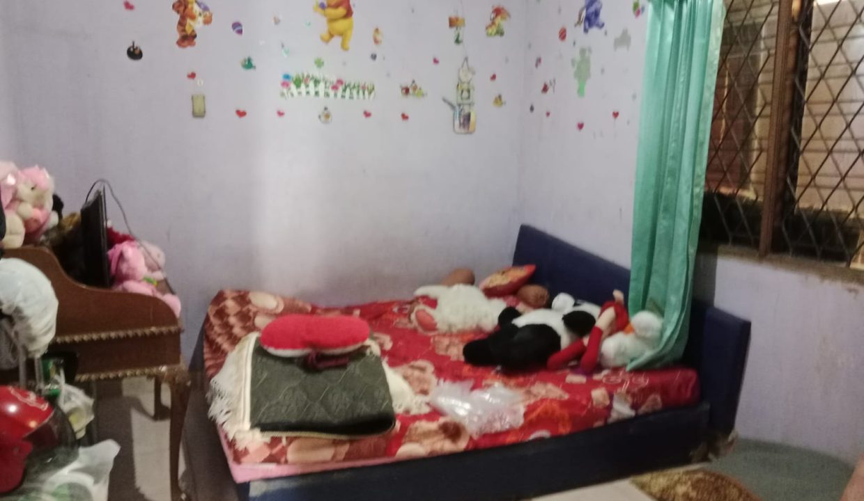 DIJUAL RUMAH PEKAYON JAYA BEKASI (9)