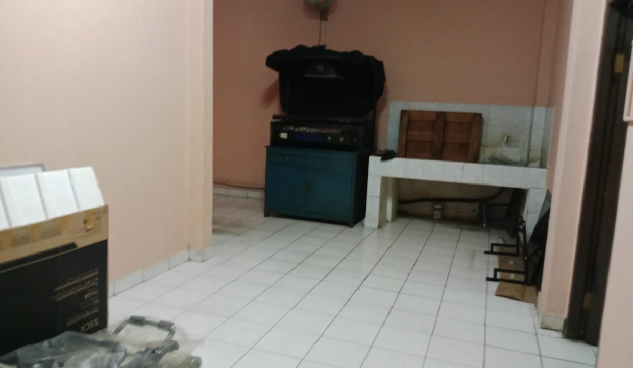 DIJUAL GEDUNG PONDOK BAMBU JAKART TIMUR (13)