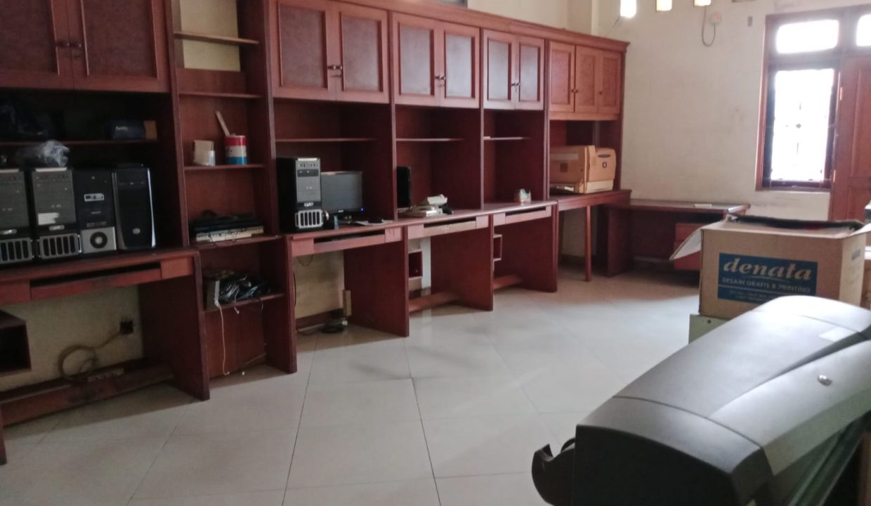 DIJUAL GEDUNG PONDOK BAMBU JAKART TIMUR (4)