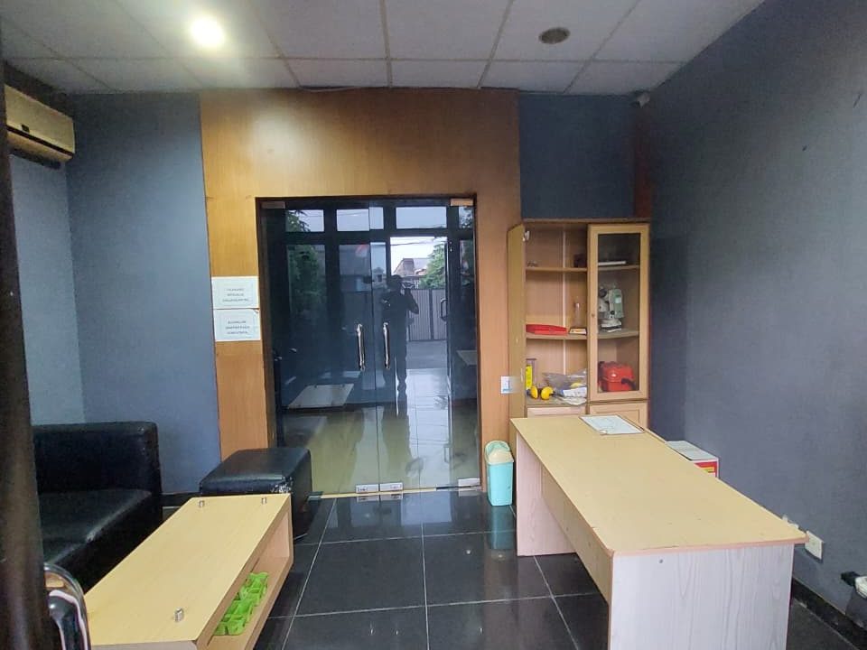 DIJUAL GEDUNG + STUDIO PASAR REBO JAKARTA TIMUR  (14)