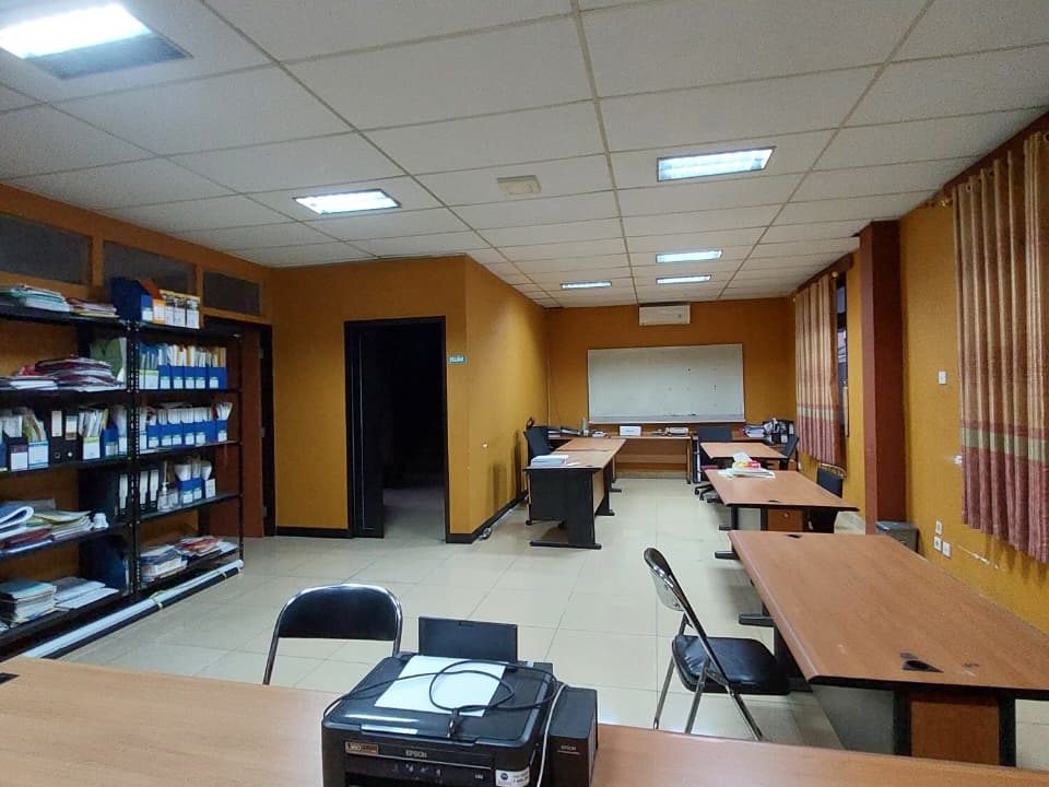 DIJUAL GEDUNG + STUDIO PASAR REBO JAKARTA TIMUR  (15)