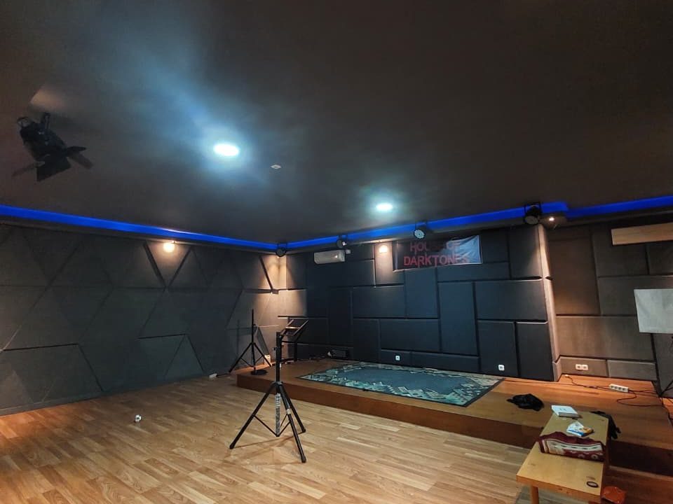 DIJUAL GEDUNG + STUDIO PASAR REBO JAKARTA TIMUR  (6)