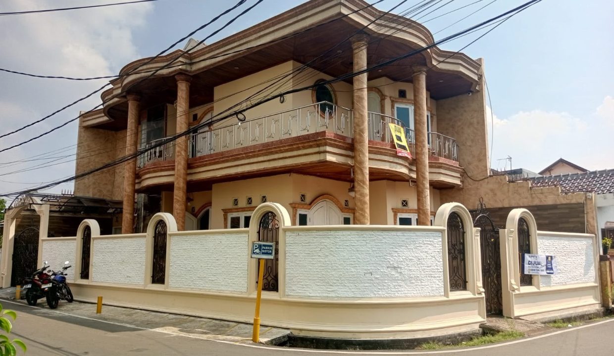 DIJUAL RUMAH EROPA KLASIK DUREN SAWIT PALEMBANG (3)