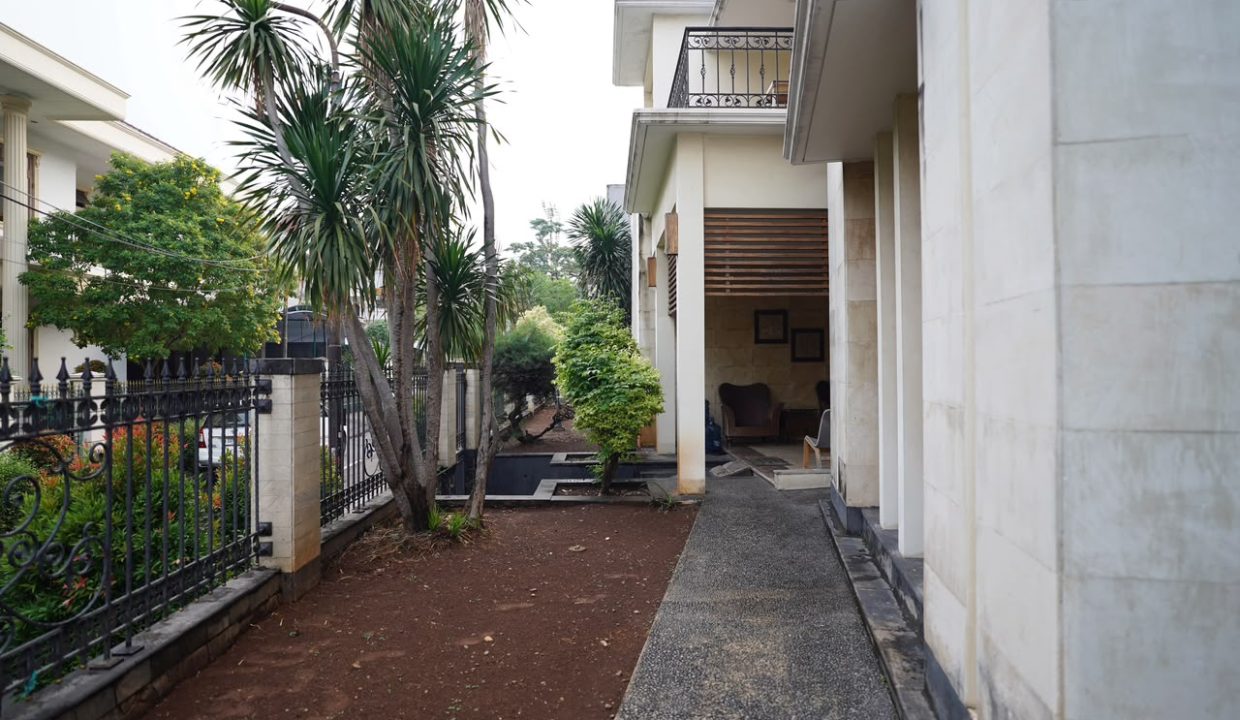 DIJUAL RUMAH HOOK KEMANGGISAN JAKARTA BARAT (11)