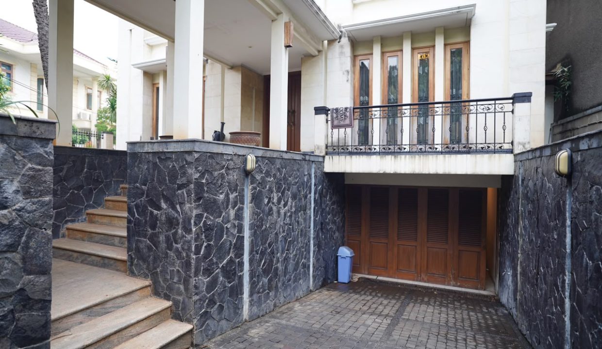 DIJUAL RUMAH HOOK KEMANGGISAN JAKARTA BARAT (4)