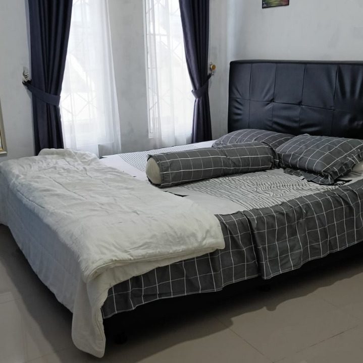 DIJUAL RUMAH SAWANGAN DEPOK (3)