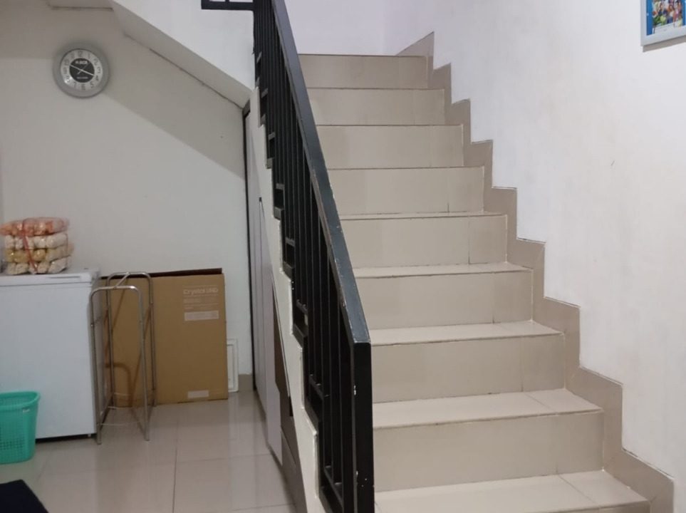DIJUAL RUMAH SAWANGAN DEPOK (9)