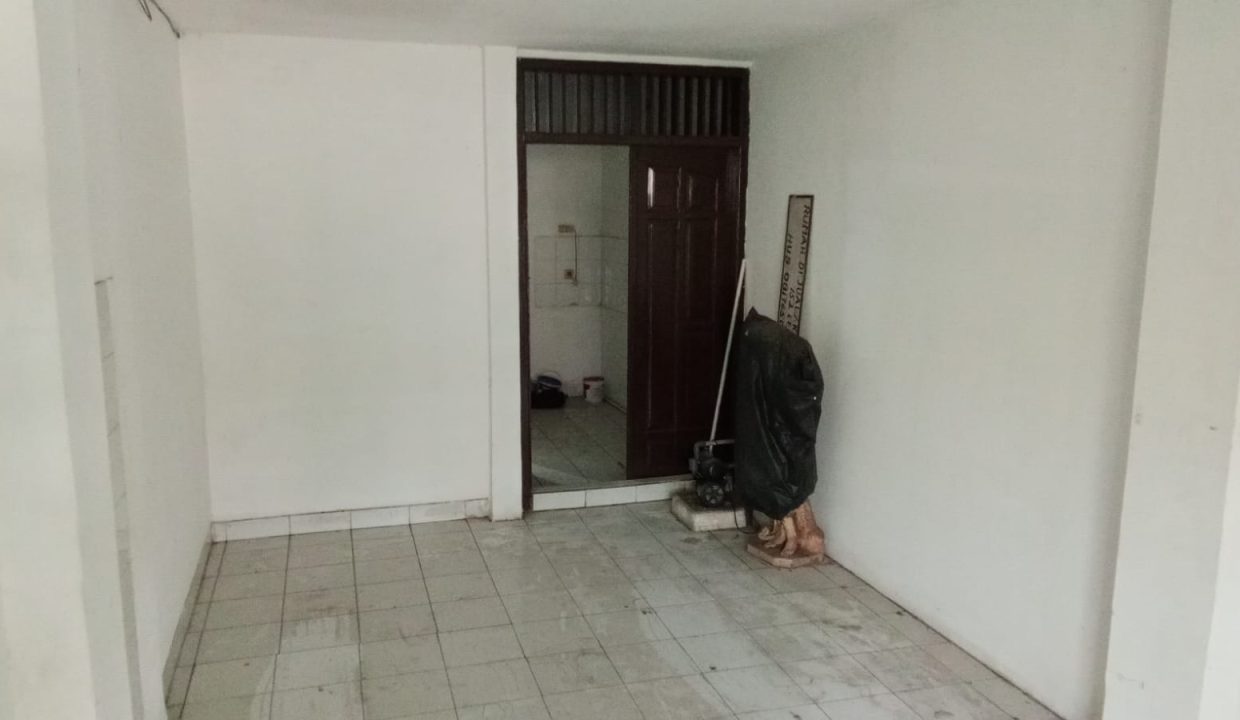 DIJUAL RUMAH SUNGAI BRANTAS JAKARTA (4)