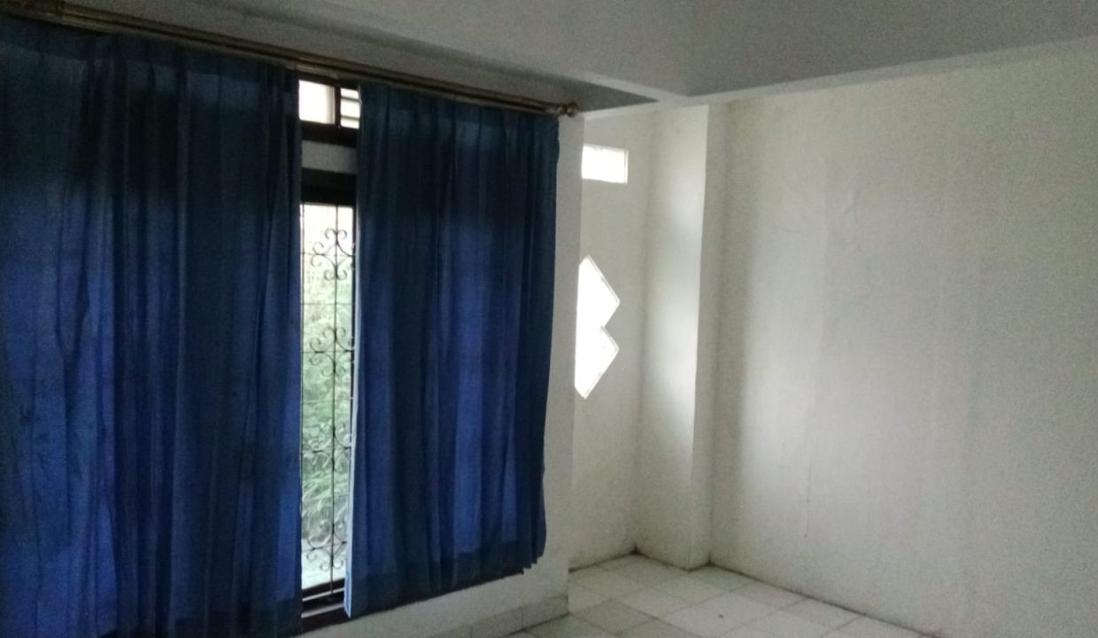 DIJUAL RUMAH SUNGAI BRANTAS JAKARTA (7)