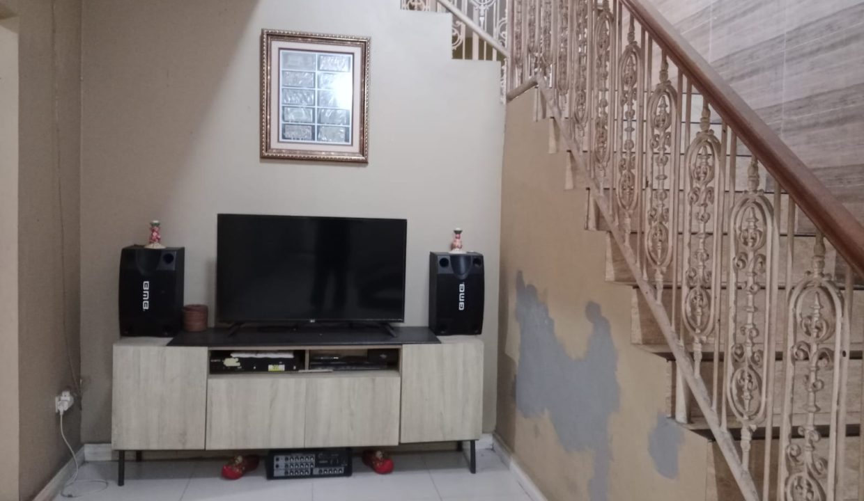 RUMAH MEWAH KEBAYORAN LAMA JAKARTA SELATAN (4)