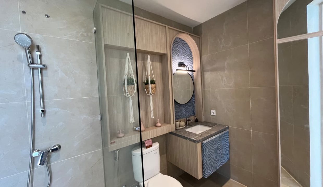 RUMAH TYPE AZURA CLUSTER MALTA CITRA GARDEN 8 JAKARTA BARAT (17)