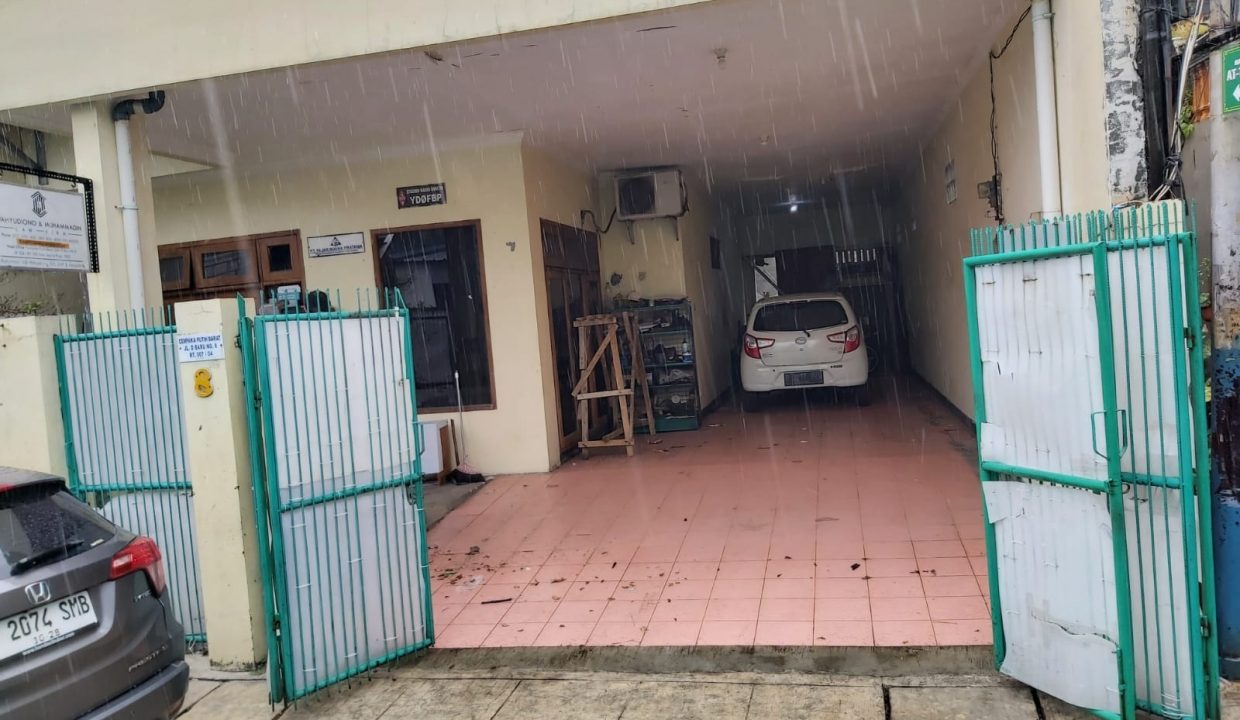 DIJUAL RUMAH CEMPAKA PUTIH BARAT (2)