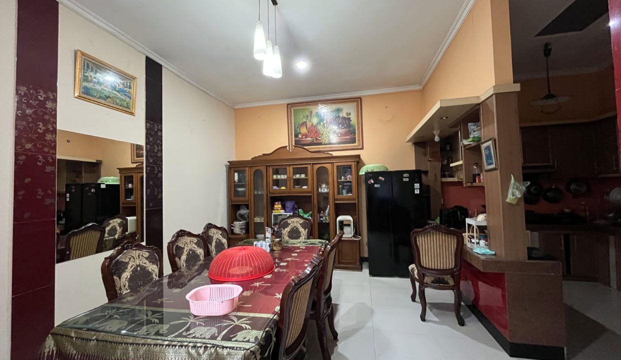 DIJUAL RUMAH MEWAH JATIWARINGIN BEKASI (12)