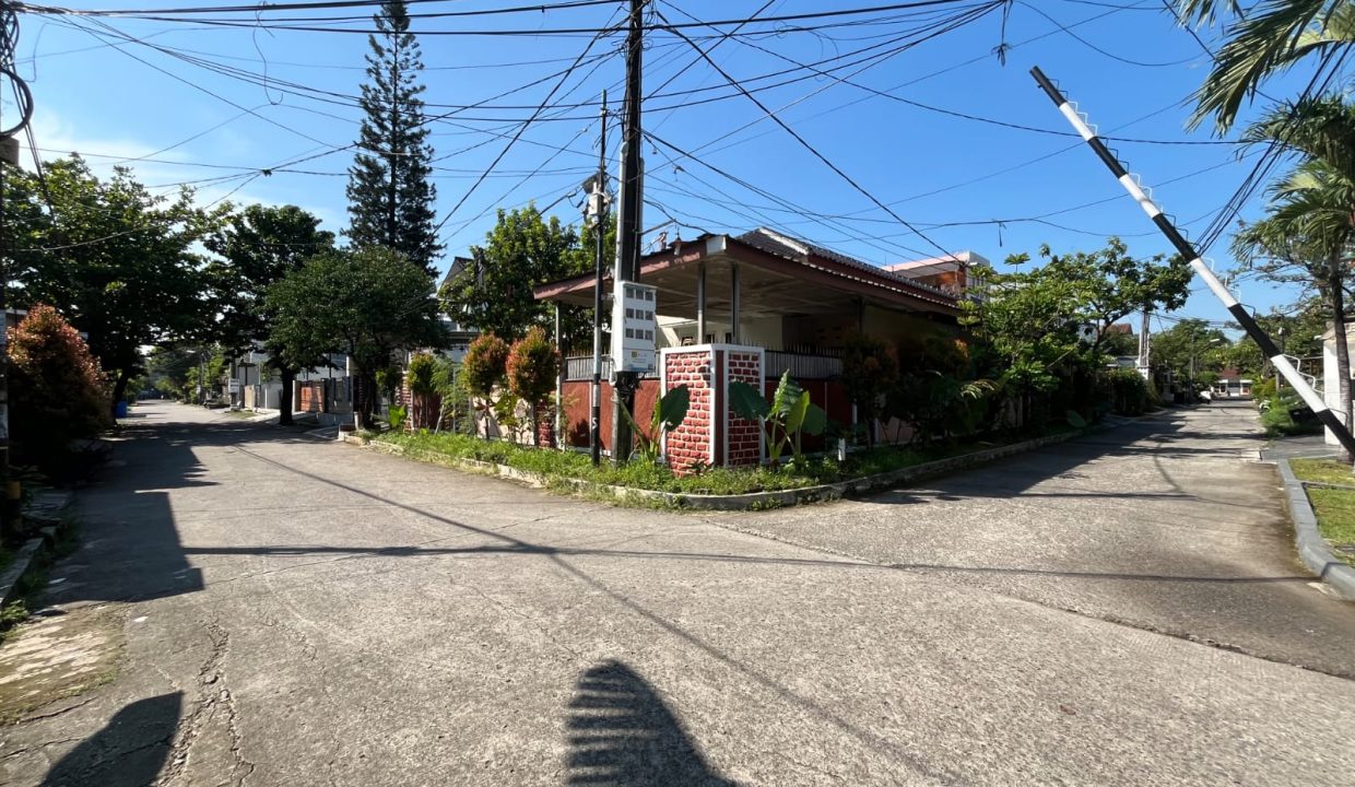 DIJUAL RUMAH MEWAH JATIWARINGIN BEKASI (4)