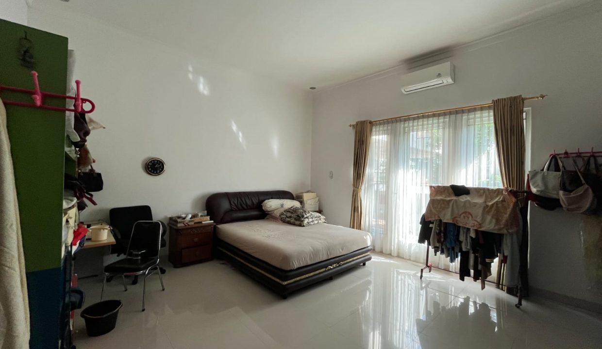 DIJUAL RUMAH MEWAH JATIWARINGIN BEKASI (5)