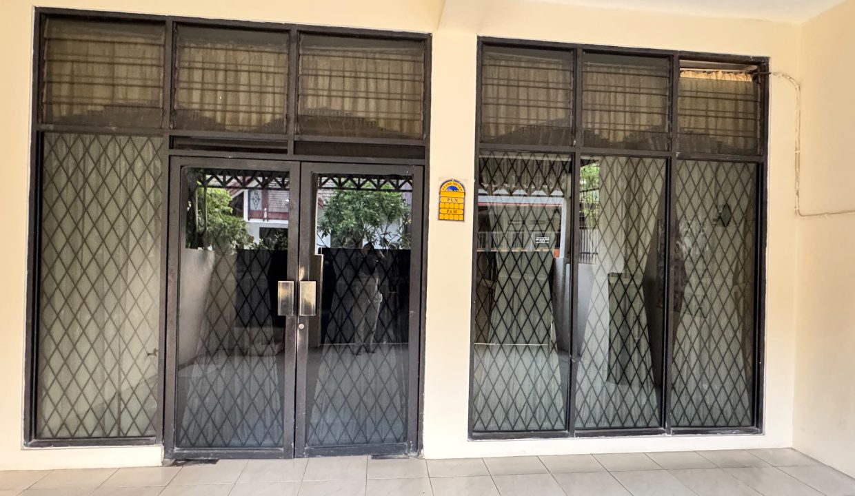 DIJUAL RUMAH MEWAH PONDOK BAMBU JAKARTA TIMUR (1)