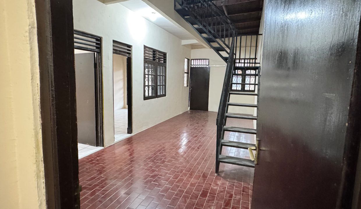 DIJUAL RUMAH MEWAH PONDOK BAMBU JAKARTA TIMUR (2)
