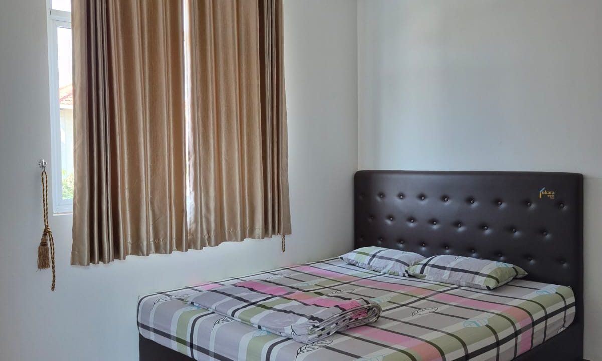 DIJUAL RUMAH SAKURA REGENCY BEKASI JAWA BARAT (1,28)