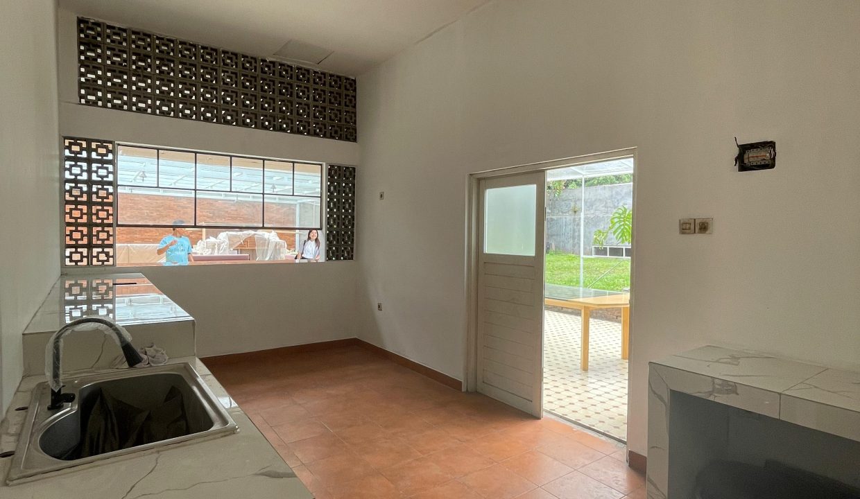 DIJUAL RUMAH TAMAN AMIR  (3)