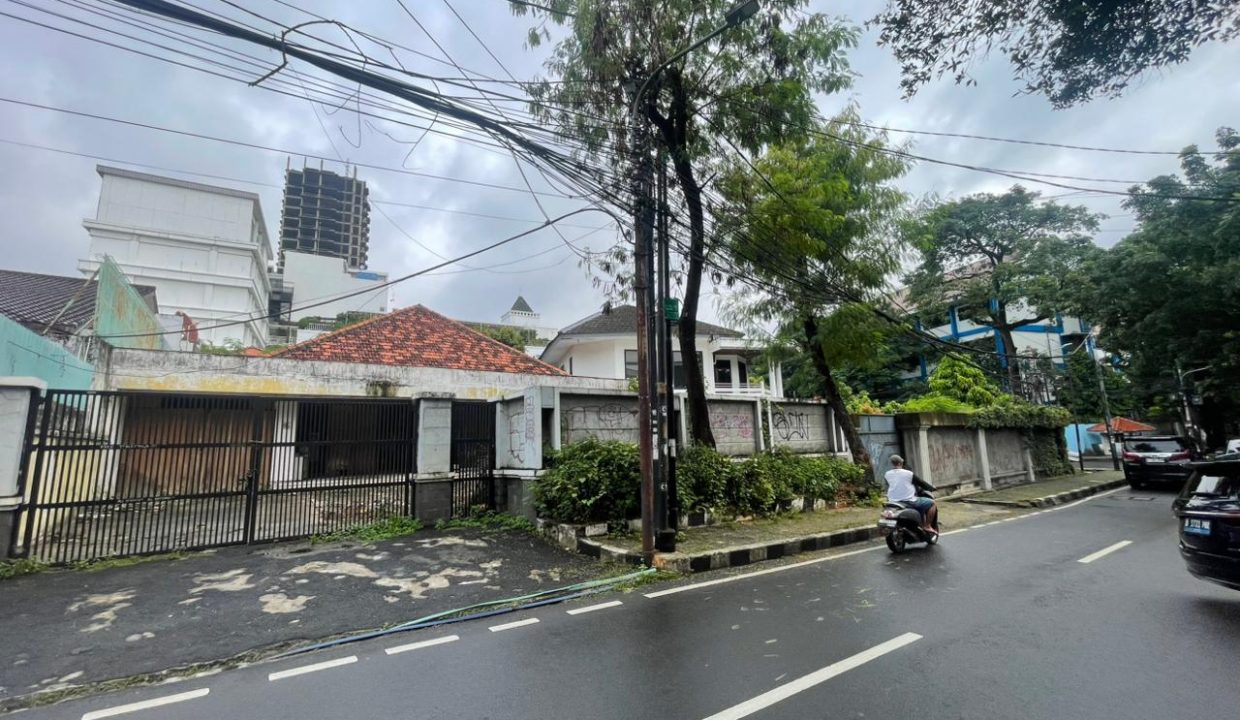 DIJUAL TANAH + RUMAH MENTENG JAKARTA PUSAT (1)