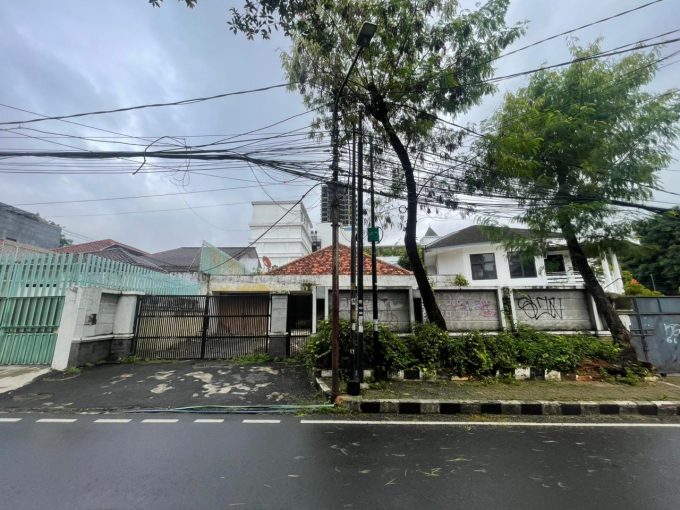 DIJUAL TANAH + RUMAH JALAN KI MANGUN SARKORO MENTENG JAKARTA PUSAT