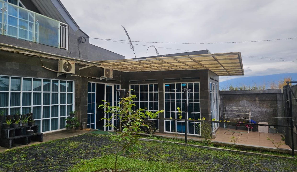 DIJUAL VILLA KACA 999 BOGOR  (1)