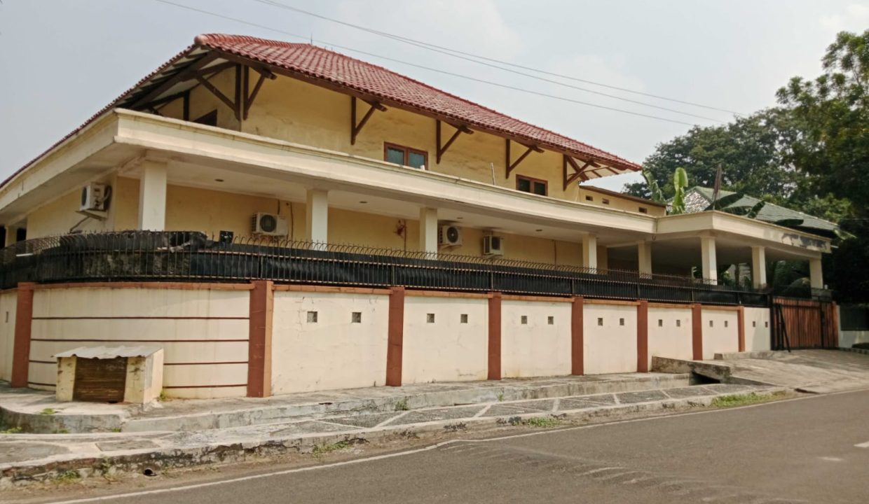 RUMAH MEWAH HOOK KAYU PUTIH JAKARTA TIMUR (1)