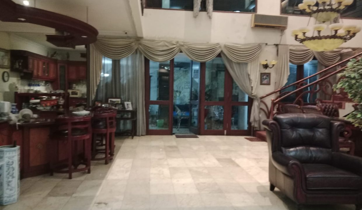 DIJUAL HOTEL BINTANG 3 DARMAWANGSA SUITE JAKARTA SELATAN (26)