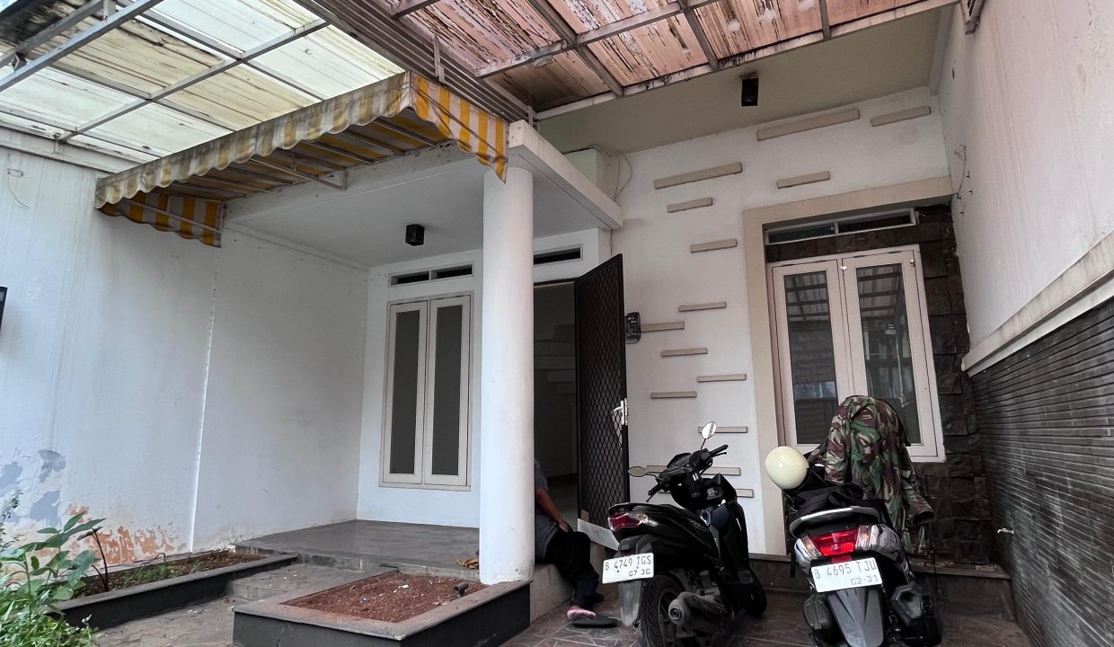 DIJUAL RUMAH JATIWARINGIN BEKASI (1)