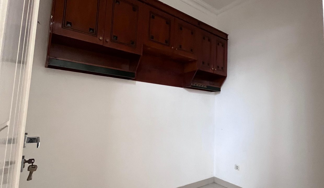DIJUAL RUMAH JATIWARINGIN BEKASI (13)