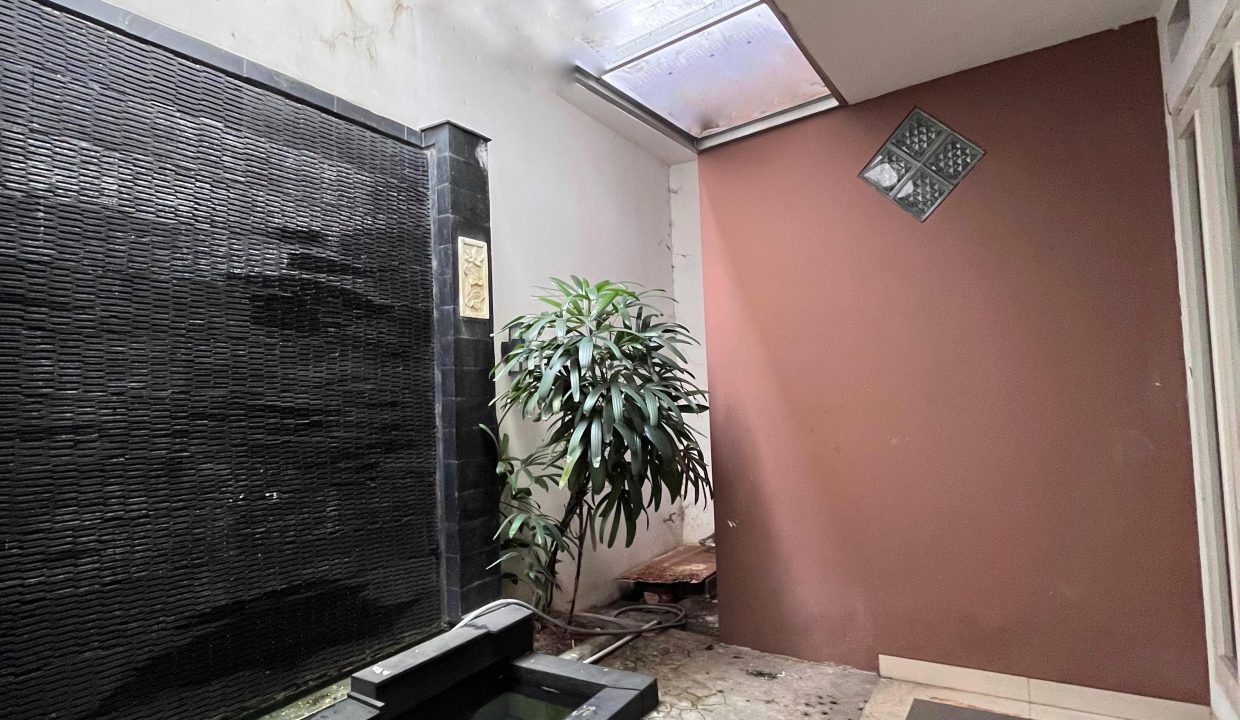 DIJUAL RUMAH JATIWARINGIN BEKASI (14)