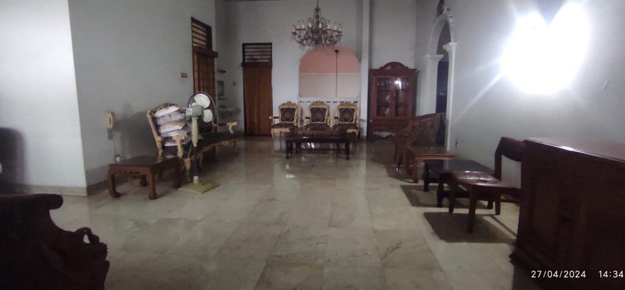 RUMAH KAYU PUTIH SELATAN JAKARTA TIMUR (5)