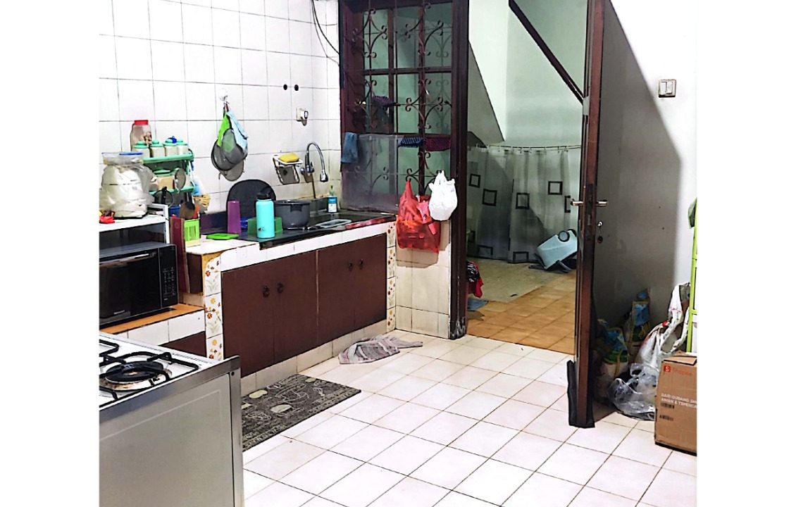 RUMAH KAYU PUTIH SELATAN JAKARTA TIMUR (7)