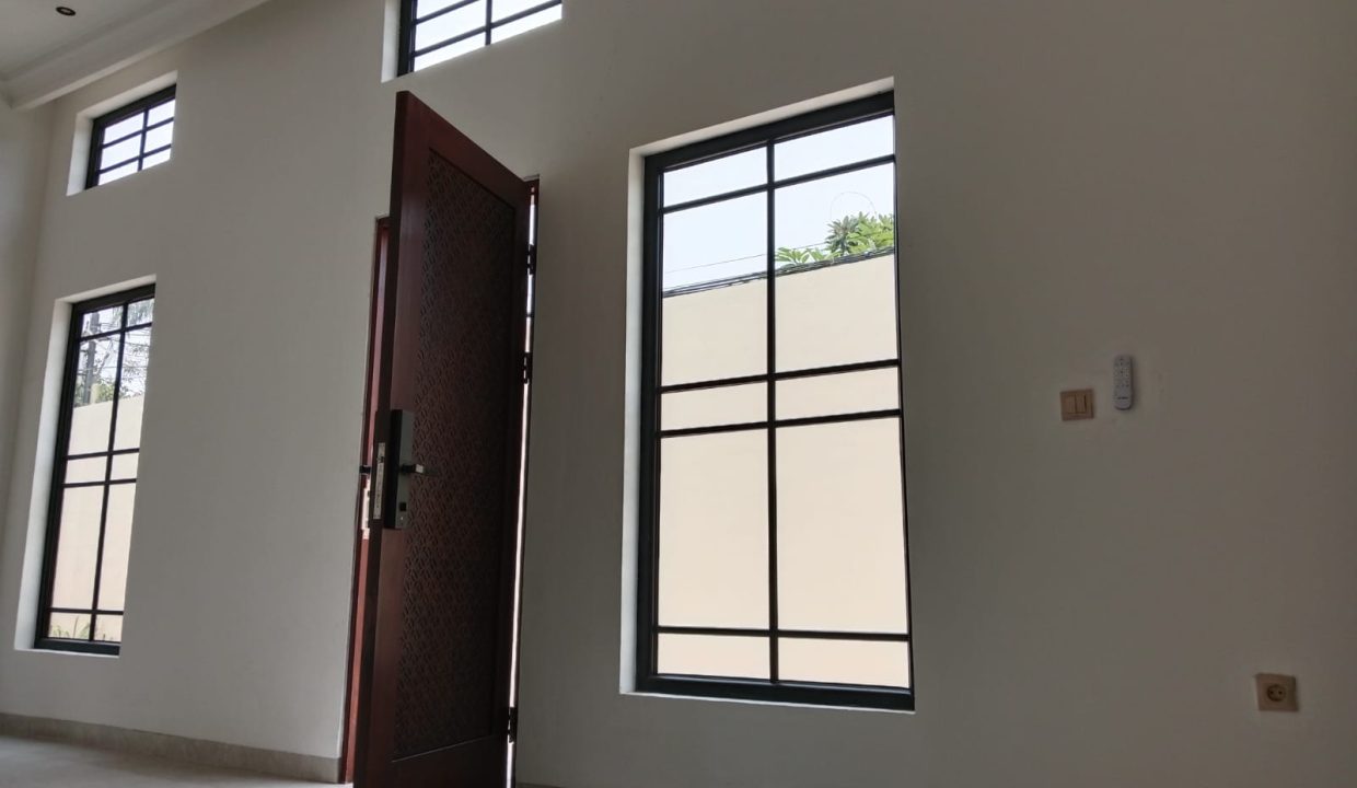 RUMAH MAYA GARDEN JAKARTA SELATAN (7)