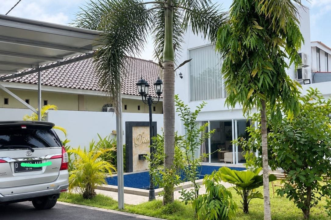 RUMAH SUBANG SEMI VILLA (1,2)
