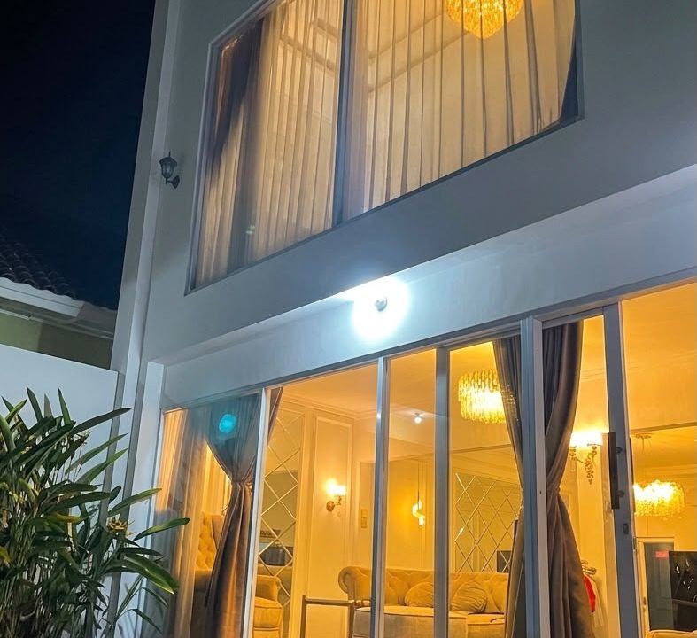 RUMAH SUBANG SEMI VILLA (3,)